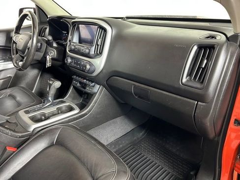 Used 2019 Chevrolet Colorado ZR2 AWD/4WD image 11