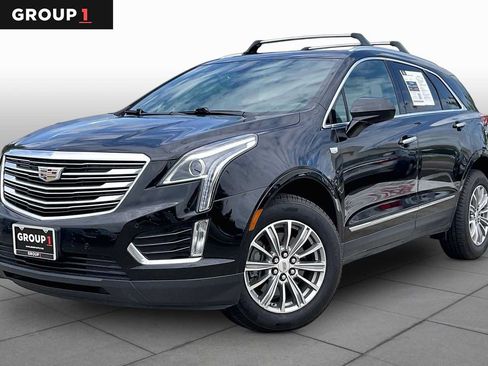 Used 2017 Cadillac XT5 Luxury FWD image 1