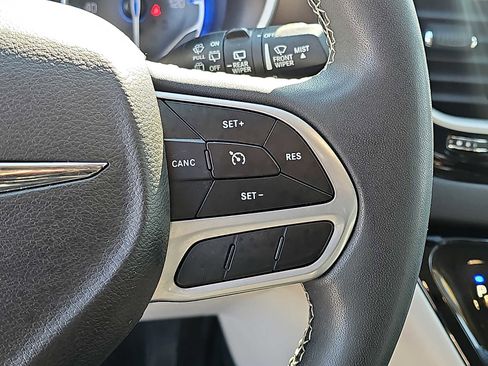 Used 2022 Chrysler Voyager LX w/ Fleet Security Group image 26