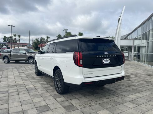 New 2027 Ford Expedition Max Platinum w/ Driver's Package RWD image 4