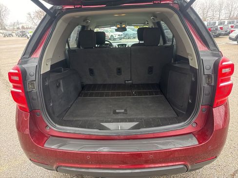 Used 2017 Chevrolet Equinox LT w/ Convenience Package image 19