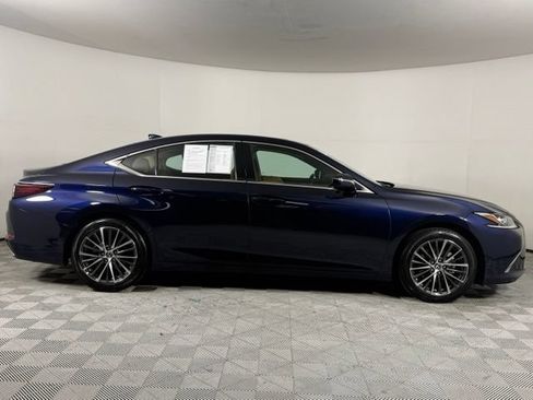 Used 2025 Lexus ES 350 w/ Premium Package FWD image 10