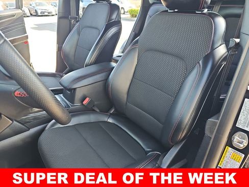 Used 2025 Ford Escape ST-Line image 14