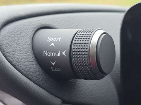 Certified 2025 Lexus ES 300h 300h image 32