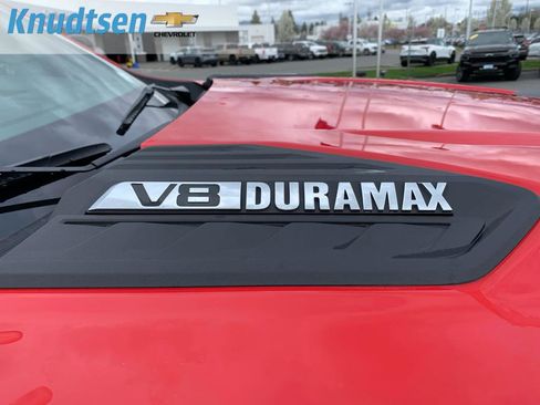 New 2026 Chevrolet Silverado 2500 Custom w/ Custom Value Package AWD/4WD image 11