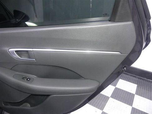 Used 2021 Hyundai Sonata SEL w/ Convenience Package image 26