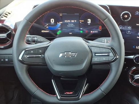 New 2026 Chevrolet Blazer EV RS image 18