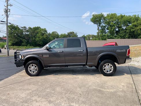 Used 2017 RAM 2500 Laramie AWD/4WD image 5