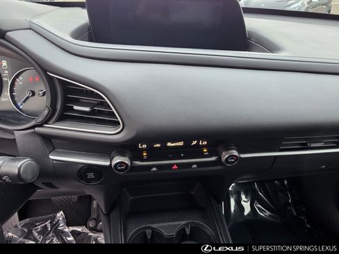 Used 2021 MAZDA CX-30 FWD 2.5 S w/ Select Package image 17