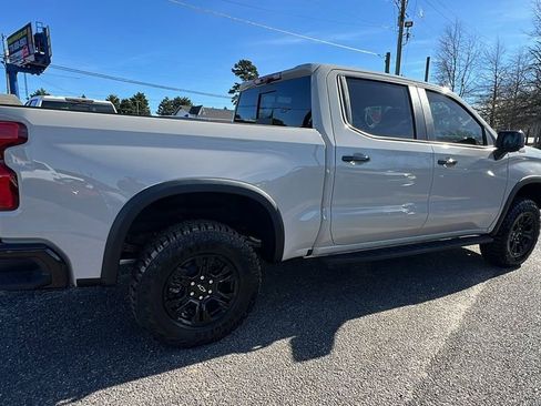 New 2026 Chevrolet Silverado 1500 ZR2 image 5