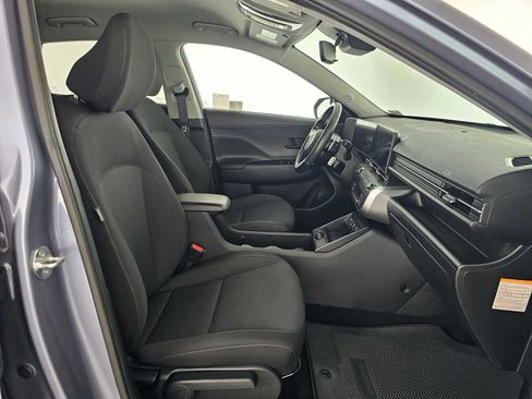 Used 2024 Hyundai Kona SEL FWD image 10