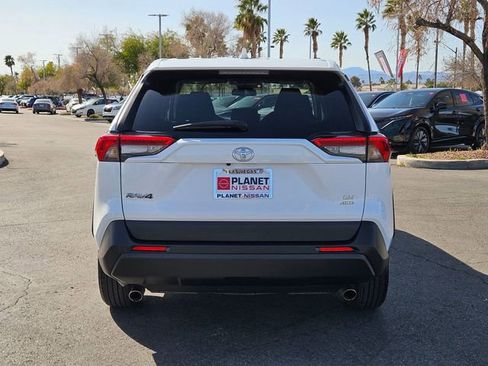 Used 2024 Toyota RAV4 LE image 7