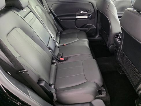 Certified 2025 Mercedes-Benz GLB 250 image 23