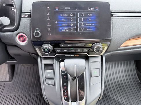 Used 2018 Honda CR-V Touring image 15