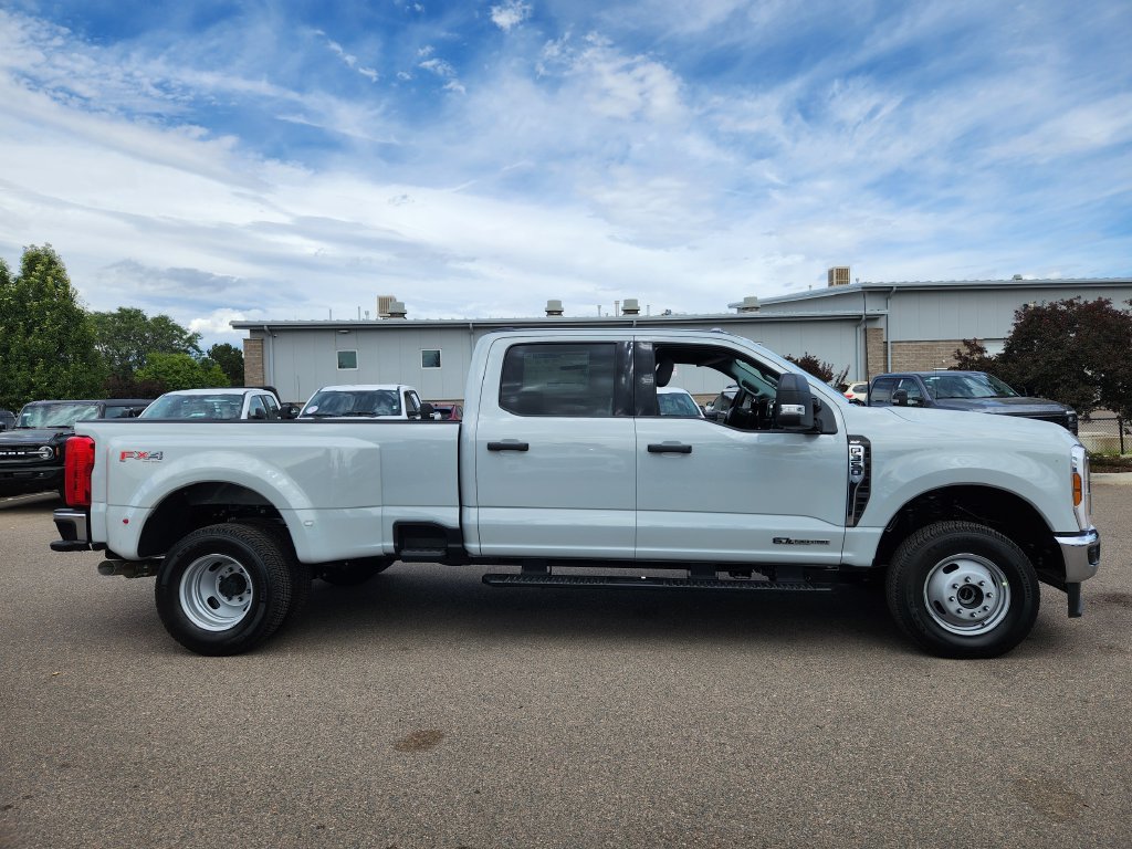 New 2026 Ford F350 XLT AWD/4WD image 8