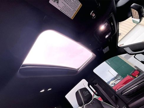 Used 2025 GMC Sierra 2500 AT4X w/ AT4X AEV Edition image 23