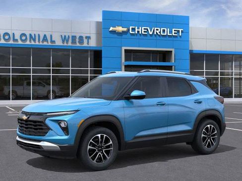 New 2026 Chevrolet TrailBlazer LT w/ LPO, Blackout Package image 2