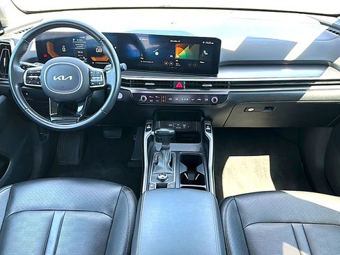 Used 2024 Kia Sorento S image 21