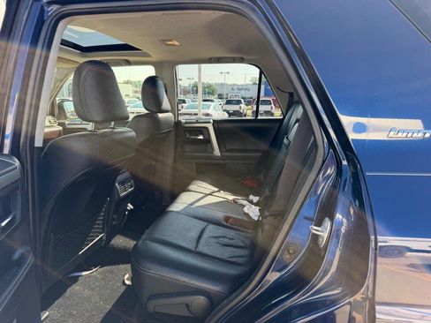 Used 2017 Toyota 4Runner Limited AWD/4WD image 9