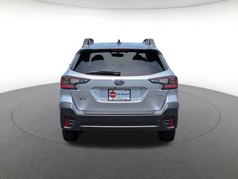 Used 2021 Subaru Outback Premium AWD/4WD image 6