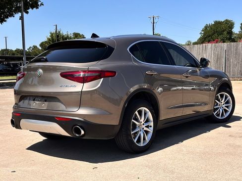 Used 2019 Alfa Romeo Stelvio Ti Lusso w/ Quick Order Package 22X Lusso AWD/4WD image 6