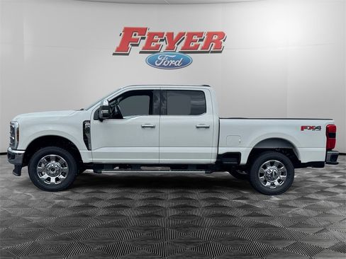 Certified 2025 Ford F250 Lariat w/ Chrome Package image 2
