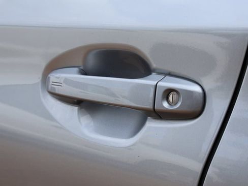 Used 2024 Subaru Ascent Premium w/ Convenience Package image 22