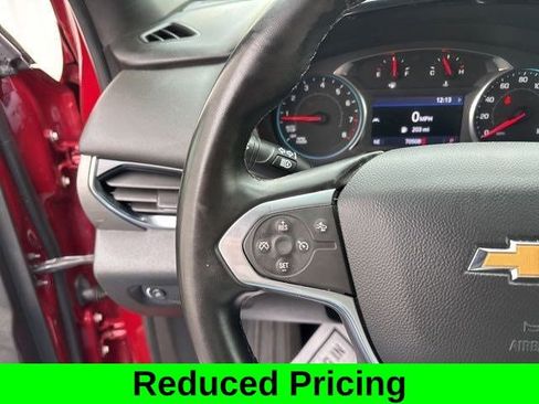 Used 2023 Chevrolet Traverse LT image 17