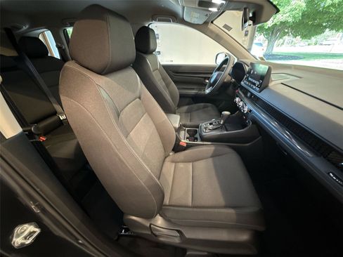 Used 2025 Honda CR-V LX image 25