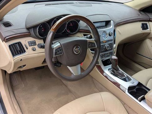 Used 2009 Cadillac CTS 3.6 w/ Wood Trim Package RWD image 9