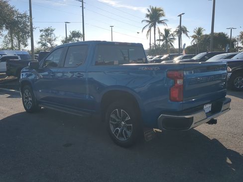 Used 2022 Chevrolet Silverado 1500 LT w/ Convenience Package II image 7