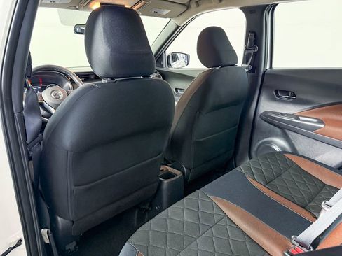 Used 2018 Nissan Kicks SR image 35