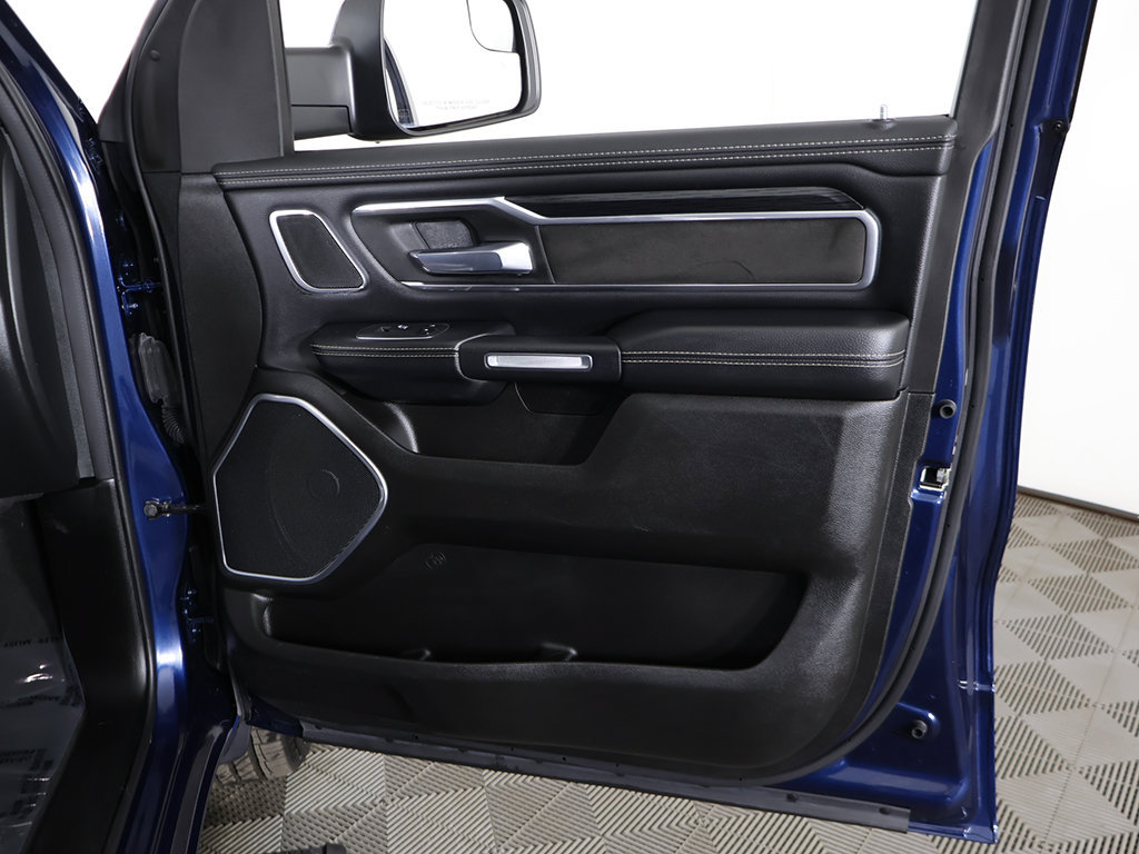 Used 2023 RAM 1500 Laramie AWD/4WD image 27