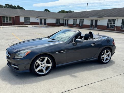Used 2014 Mercedes-Benz SLK 250 image 10