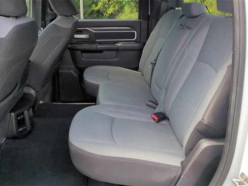 Used 2024 RAM 2500 Big Horn image 21