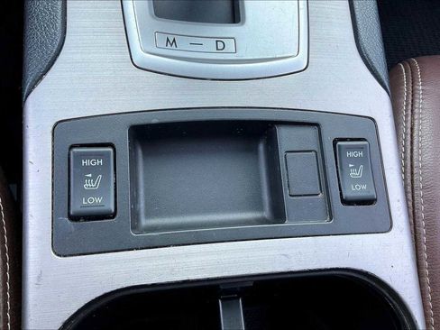 Used 2013 Subaru Outback 2.5i Limited w/ Special Appearance Pkg image 32