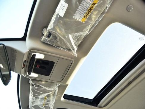 New 2025 Honda Accord SE image 20