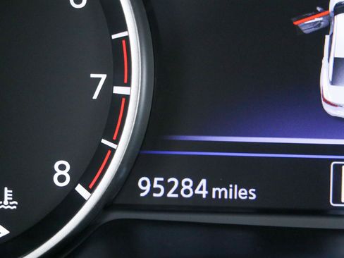 Used 2022 Nissan Maxima SV w/ Floor Mat Group FWD image 16
