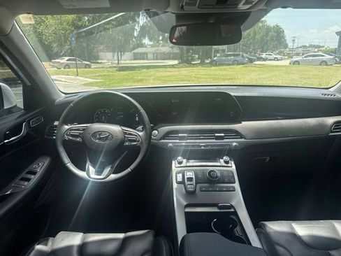 Used 2022 Hyundai Palisade Limited FWD image 14