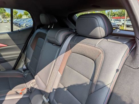 Used 2025 Chevrolet Equinox EV RS FWD image 31
