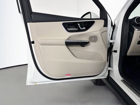 New 2026 Mercedes-Benz GLC 300 image 20