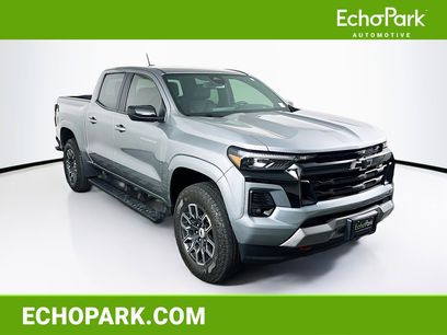 Used 2024 Chevrolet Colorado Z71 w/ Z71 Convenience Package 2