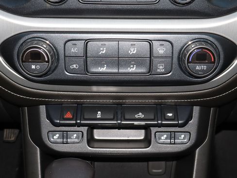 Used 2022 GMC Canyon Elevation w/ Elevation Premium Package image 11