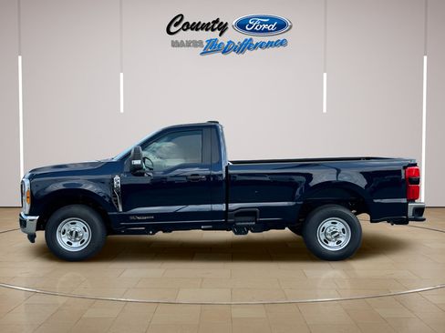 New 2025 Ford F350 XL w/ 360-Degree Camera Package RWD image 12