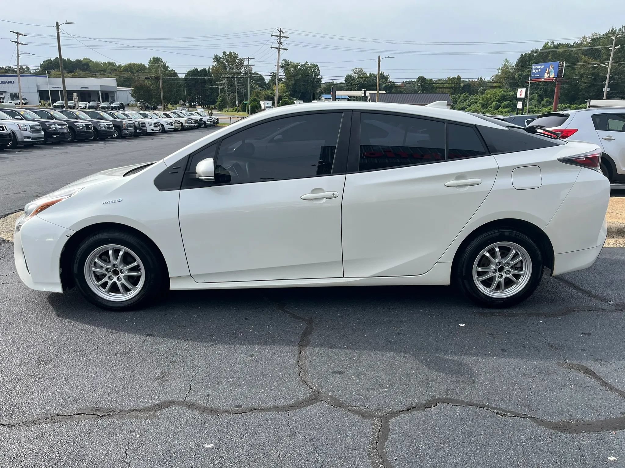 Used 2016 Toyota Prius Two FWD image 4