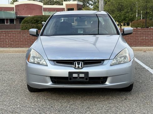 Used 2003 Honda Accord EX image 2