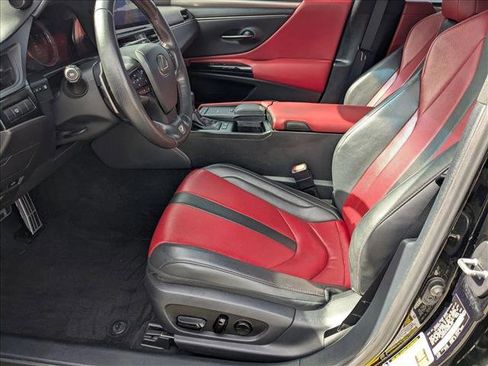 Used 2022 Lexus ES 300h F Sport image 16