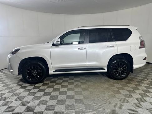 Used 2023 Lexus GX 460 Premium w/ Premium Package AWD/4WD image 4