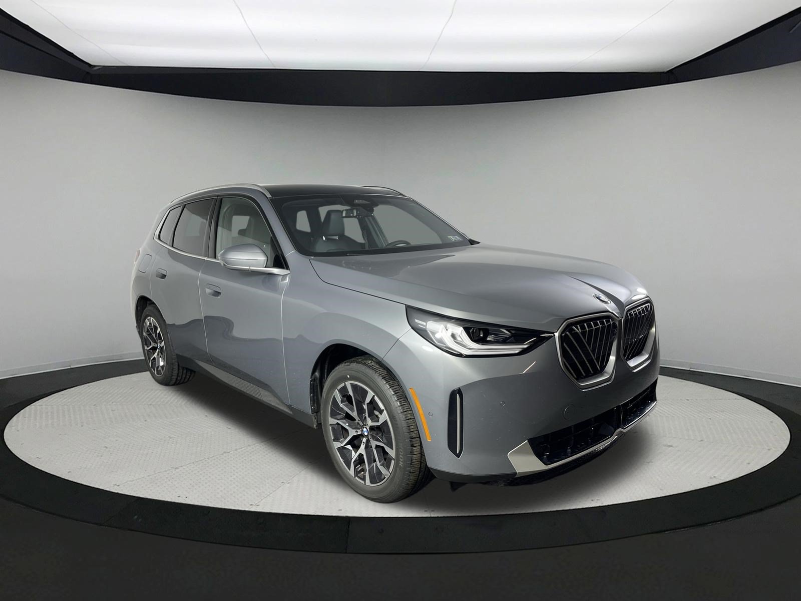 Certified 2026 BMW X3 xDrive30i w/ Premium Package AWD/4WD image 3
