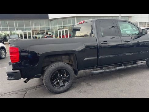 Used 2019 Chevrolet Silverado 1500 LT w/ All Star Edition image 8